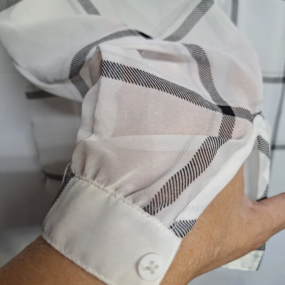 MERONA MEDIUM BLOUSE - Picture 3 of 9